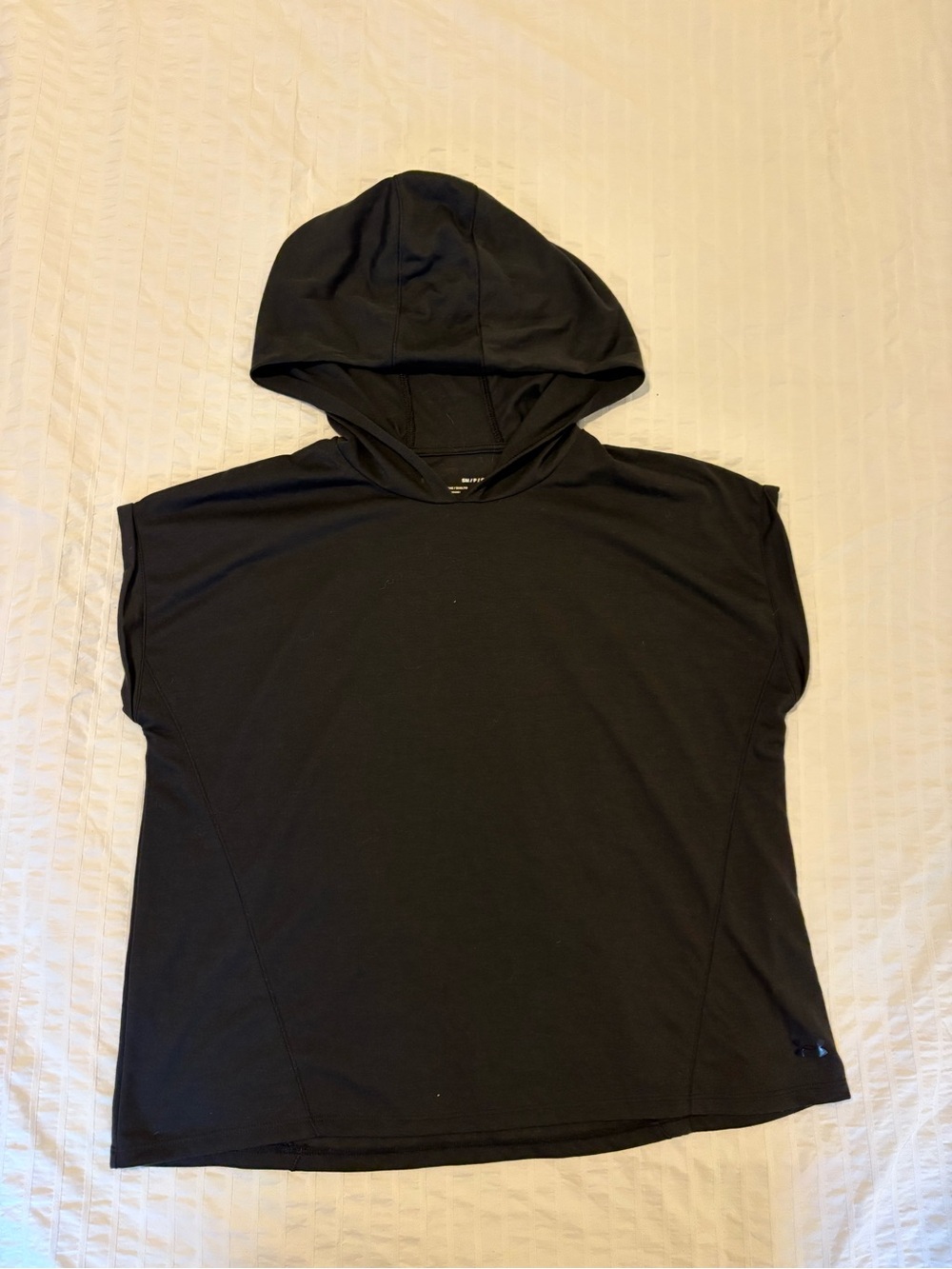 Under Armour Black Sleeveless Hooded Workout Top